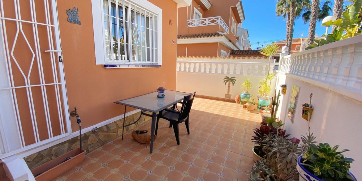 o_1jerelijt1i1a1fu1oqhlus85b33