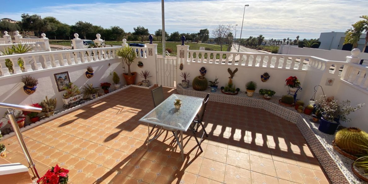 o_1jerelijtcsa11qh1vub1okrnvv30