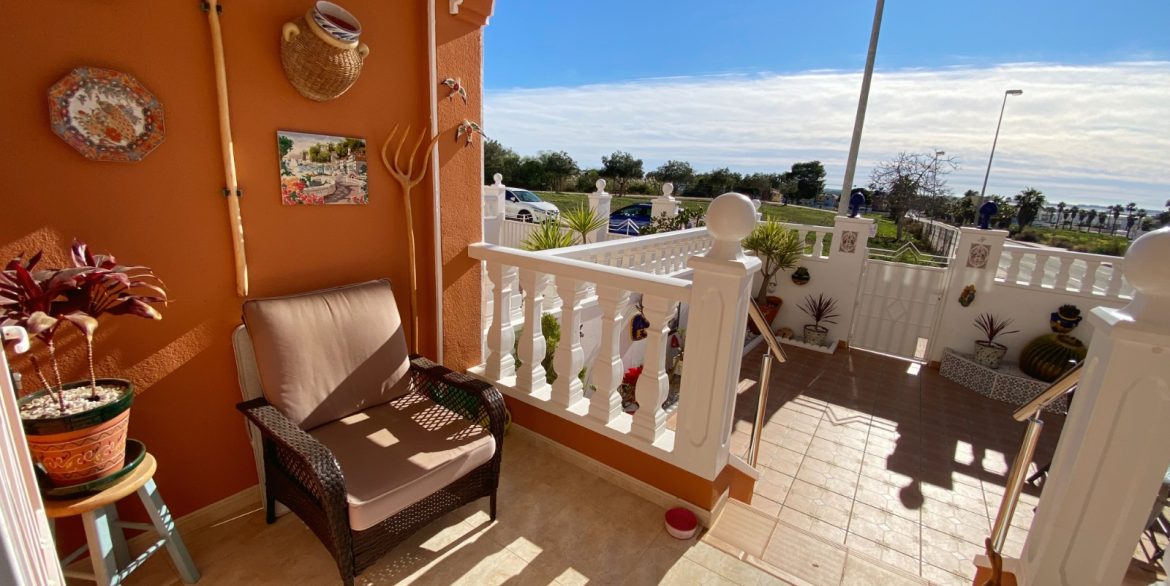 o_1jerelijtdib1nv13oo16ouj2n3f