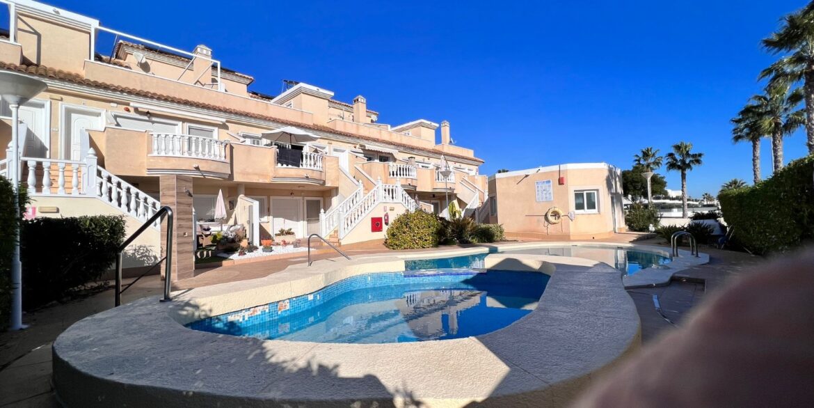 o_1jeu7me5d1vnljke135d1ton1bu12g