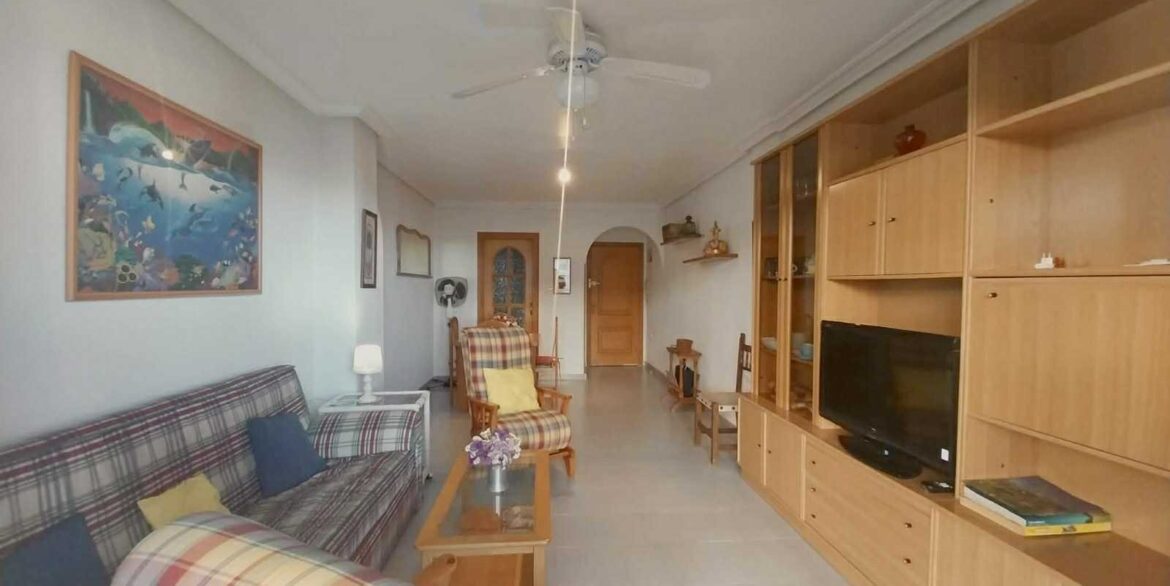 o_1jf0vuqp8vtt112o1n0j1phuu6q2d