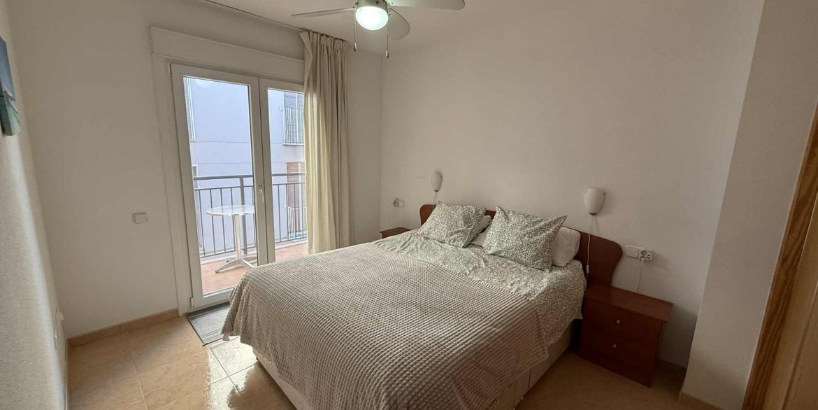 o_1jf2vs5laqcgrphraamovskf2a