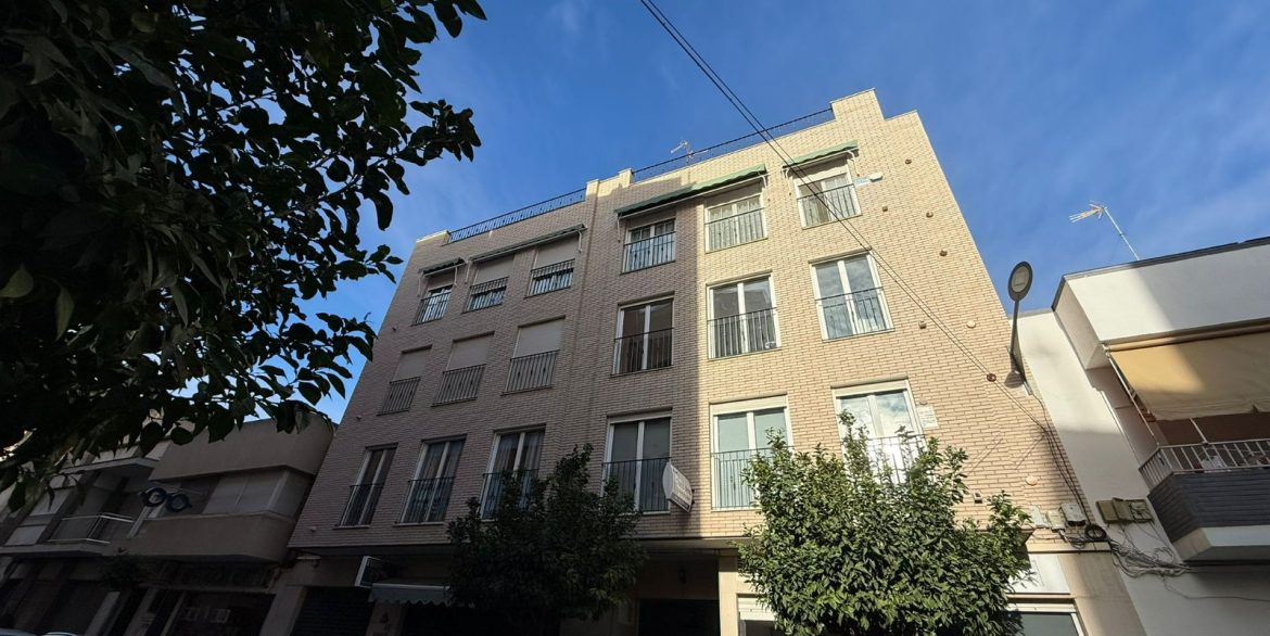 o_1jf3aqkfhr3poal14c01ofm11r26