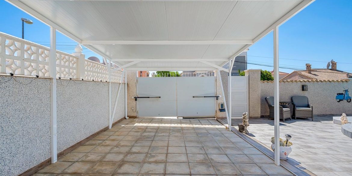 o_1jf3d66iibc4ca319aaa9lk492k