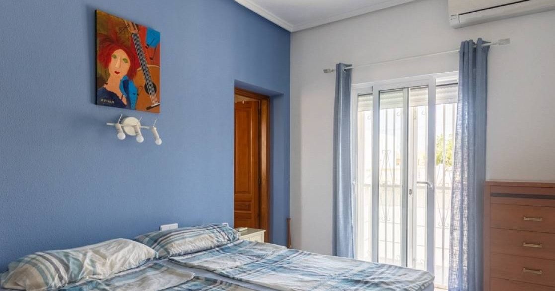 o_1jf3e25ck14031ajt5vv10alqgr26