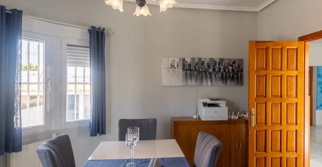 o_1jf3e25ckeb2n203eglu6f6424