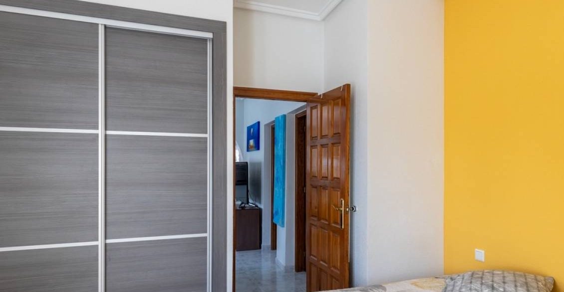 o_1jf3e25cktshhl216p17km1jci25