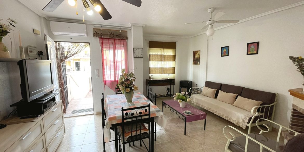 o_1jfaom5rd1mqakcr1cei1ekm1edp2p