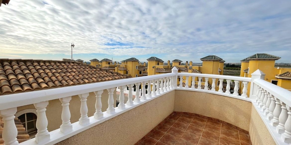 o_1jfaom5rd1ss914rkp8m1gri1glg2b