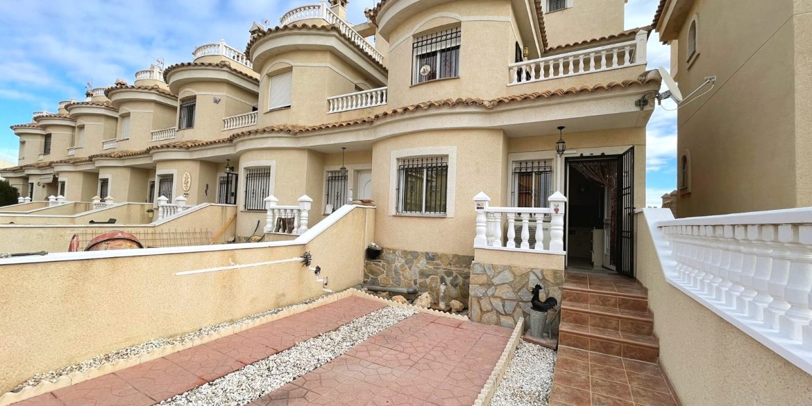 o_1jfaom5rdj8ohpv1idg1uonlh2u