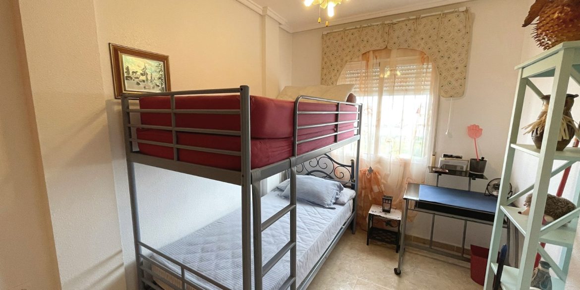 o_1jfaom5rdn3pcum162olvn11cd2h