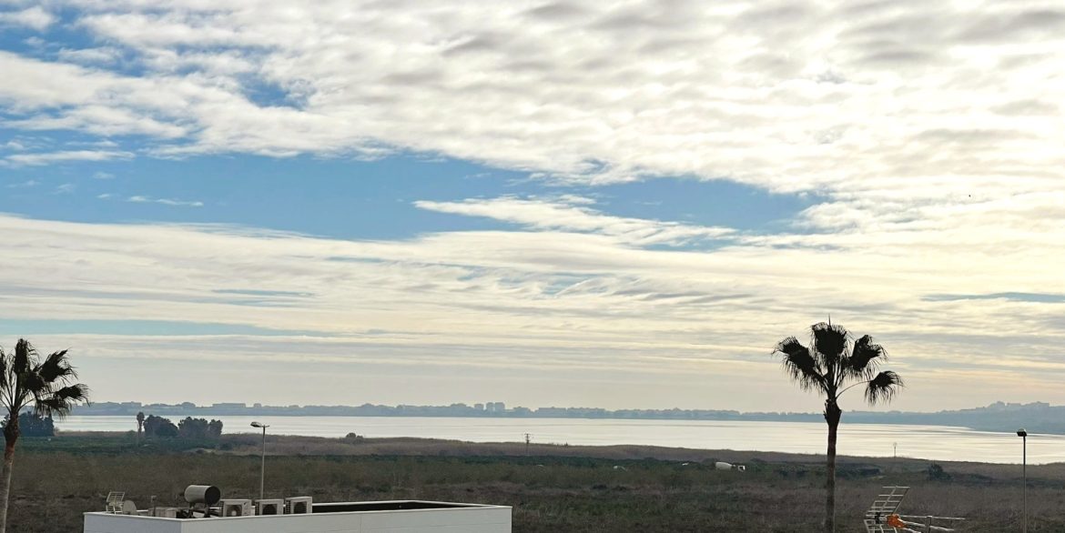 o_1jfaom5rdq4k1hul6pqp5p1dhh2c