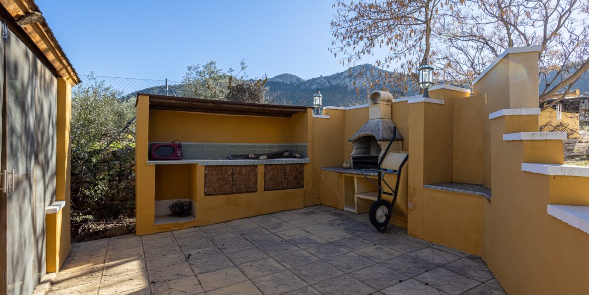 o_1jfaps9dg123c1jfu10gh1idb1i4u47