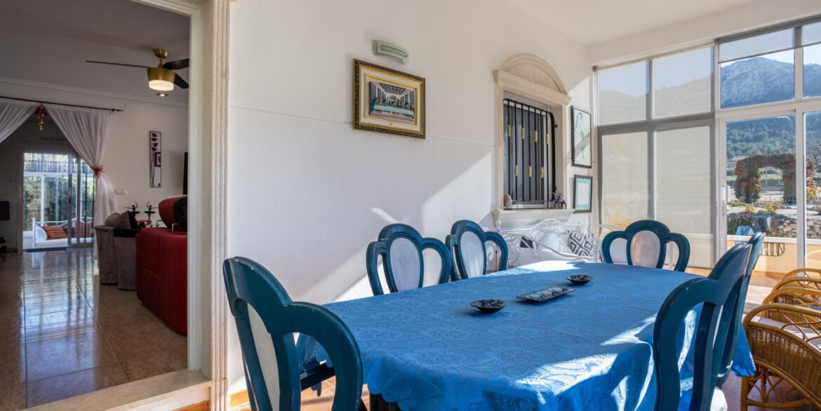 o_1jfaps9dg1i9se7fnae4l1kbh3t