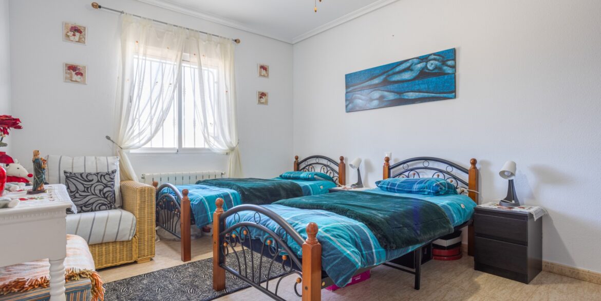 o_1jfaps9dg5bh1t451p931jbf1g8o3g