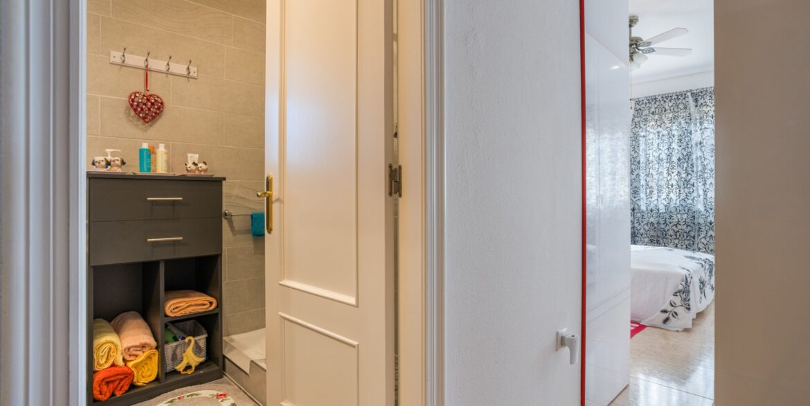 o_1jfaps9dgj6s1djf1ibdh2ii843m