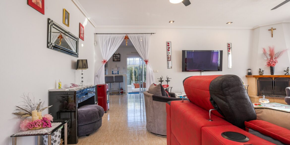 o_1jfaps9dgmdteh55ou1ts314gs38