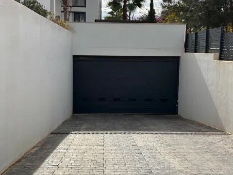 o_1jfdusd4r85u12a217nb19vp12t92s