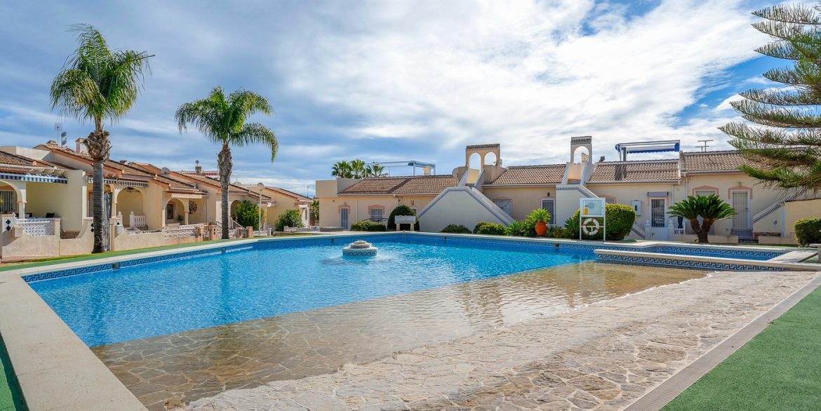 o_1jfjpc9741oh3kkjcrfm2p7a33j