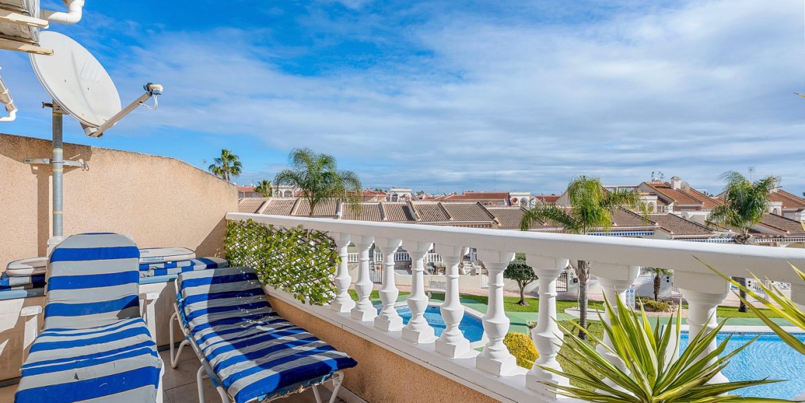 o_1jfjpc9741vhvtga1nb92v81e5037