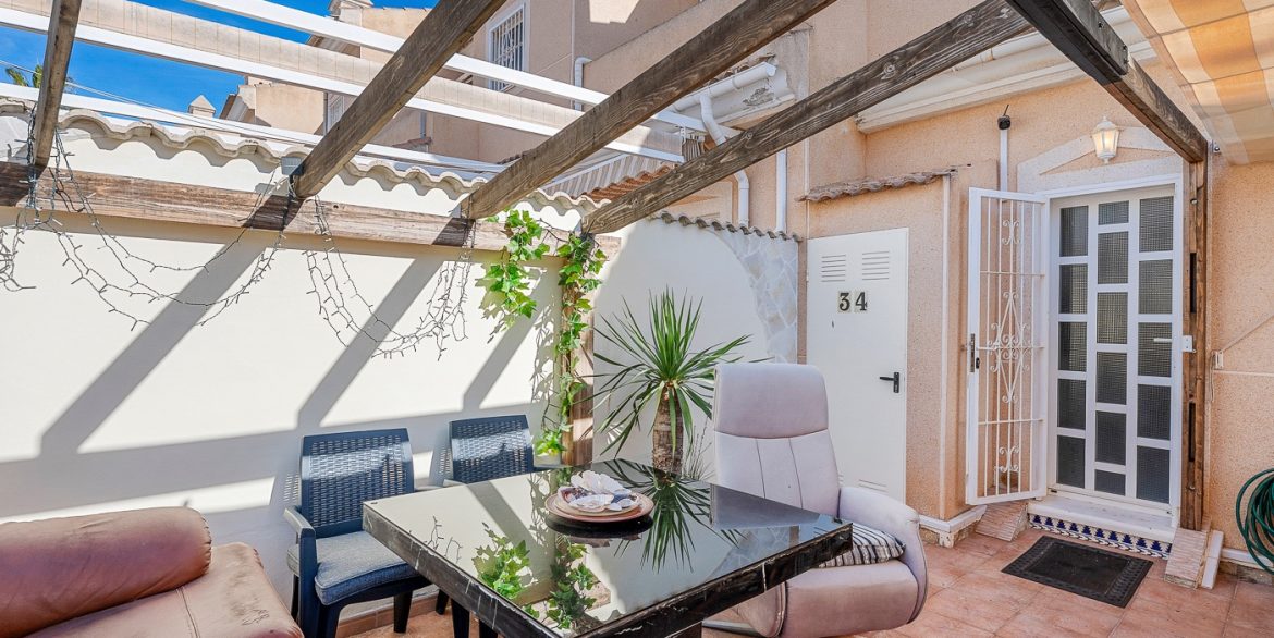 o_1jfjpc974mgm19l43dg1ilp1fso31