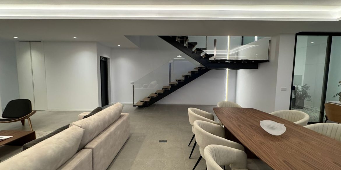 o_1jfstpf6vc1dcunktjedh51u1o