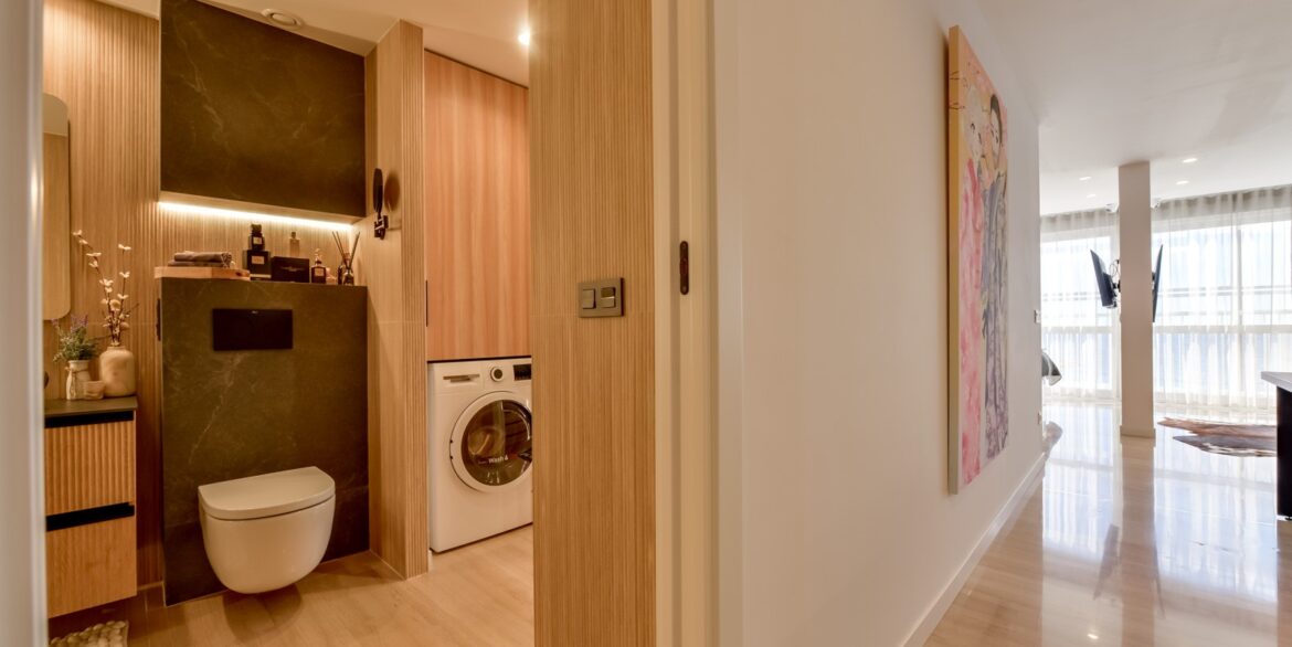 o_1jg55i3mm1p1050ilk41u5k1j6263