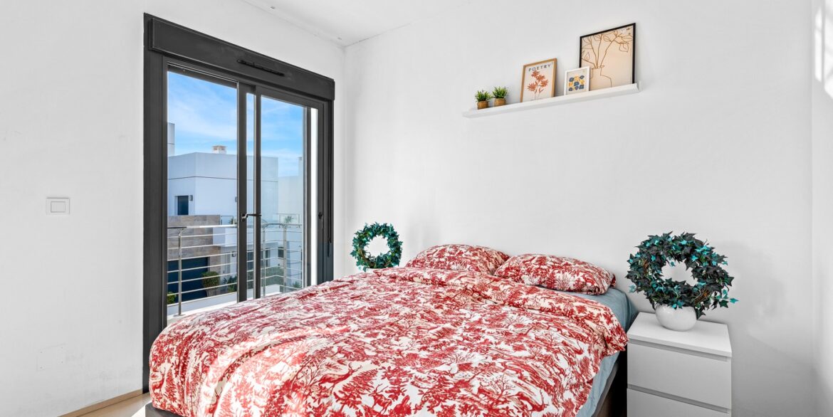 o_1jg70rm49146i1f6a47fbtcfn37