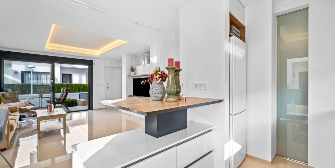 o_1jg70rm49rspimc0mu6ovie34