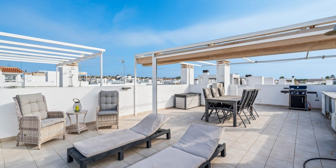 o_1jg70rm4a1qdhs6n11s8kbss233o