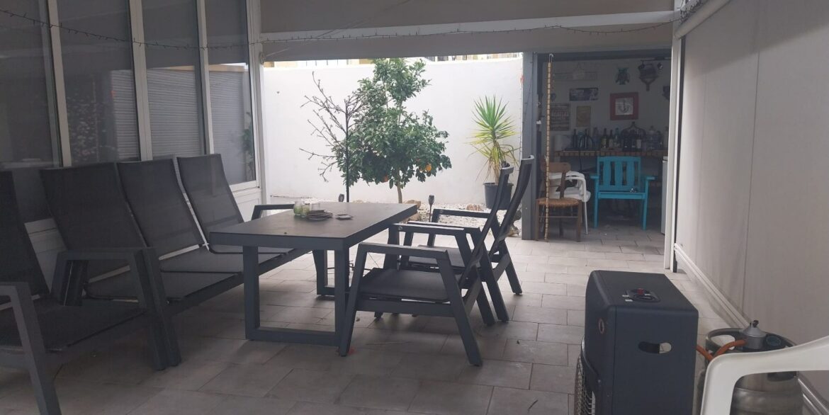 o_1jg75m2vp1mgs2eb17u516lf1tlm27