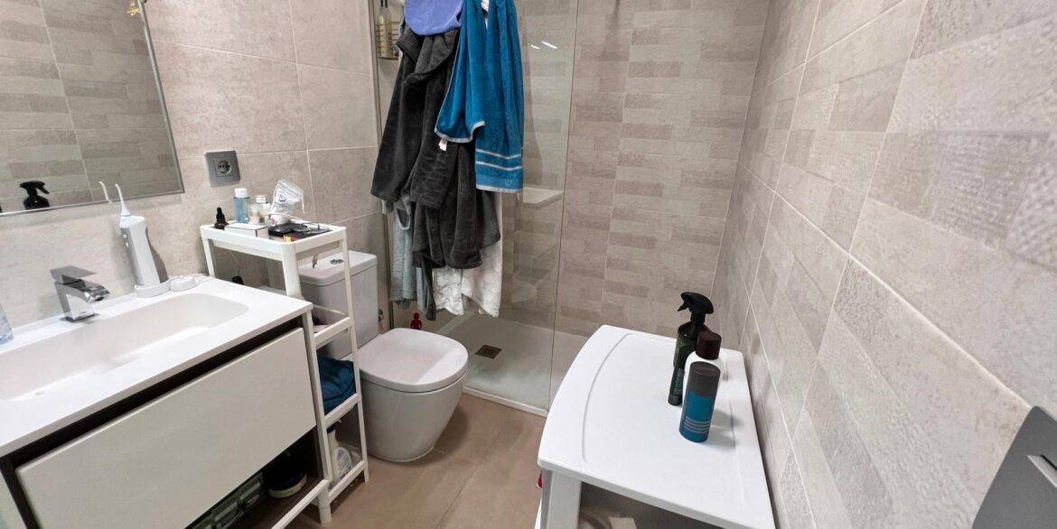 1006776_699d5b7c2b287