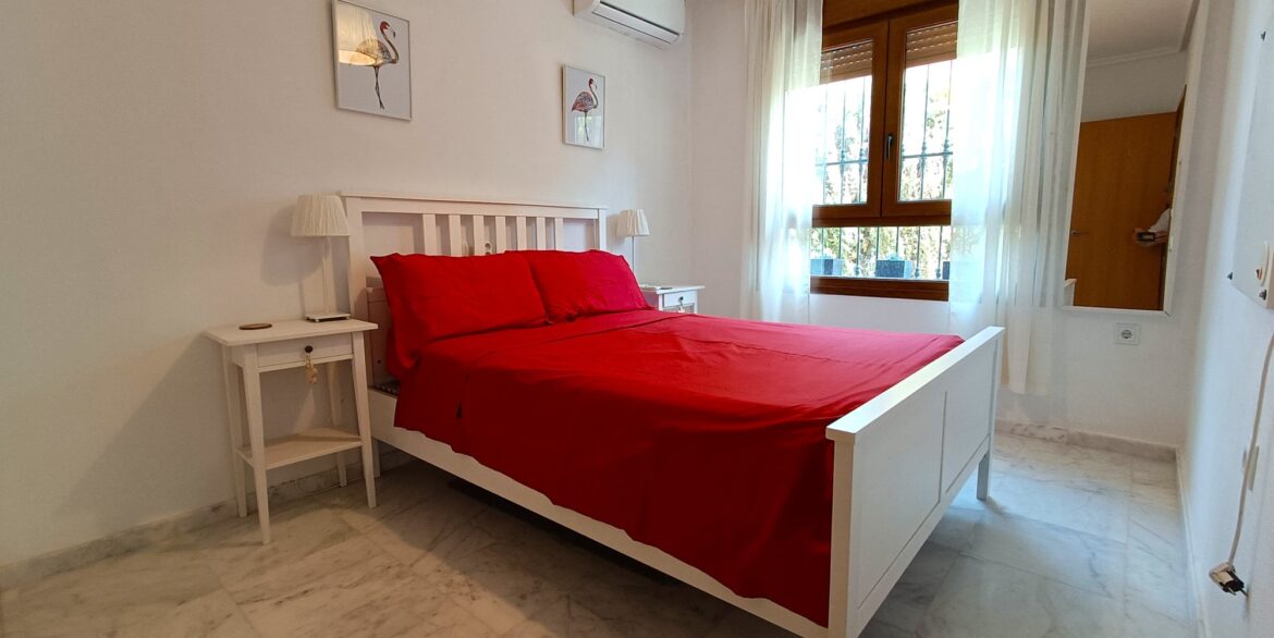 11134_amazing_detached_viilla_for_sale_020925170849_bed_2a