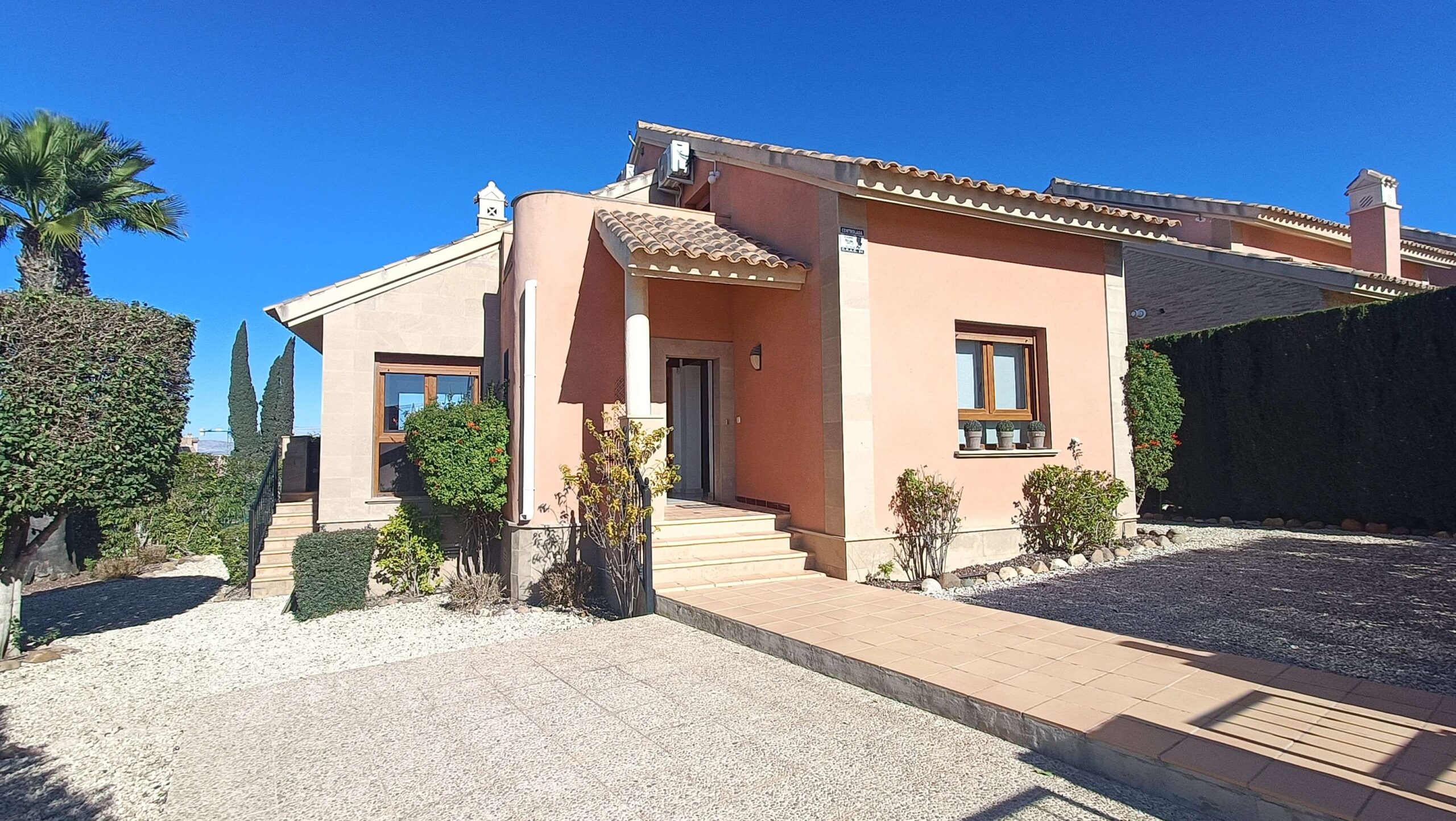 3 Bed, 2 Bath, Villa in La Finca Golf and Spa Resort