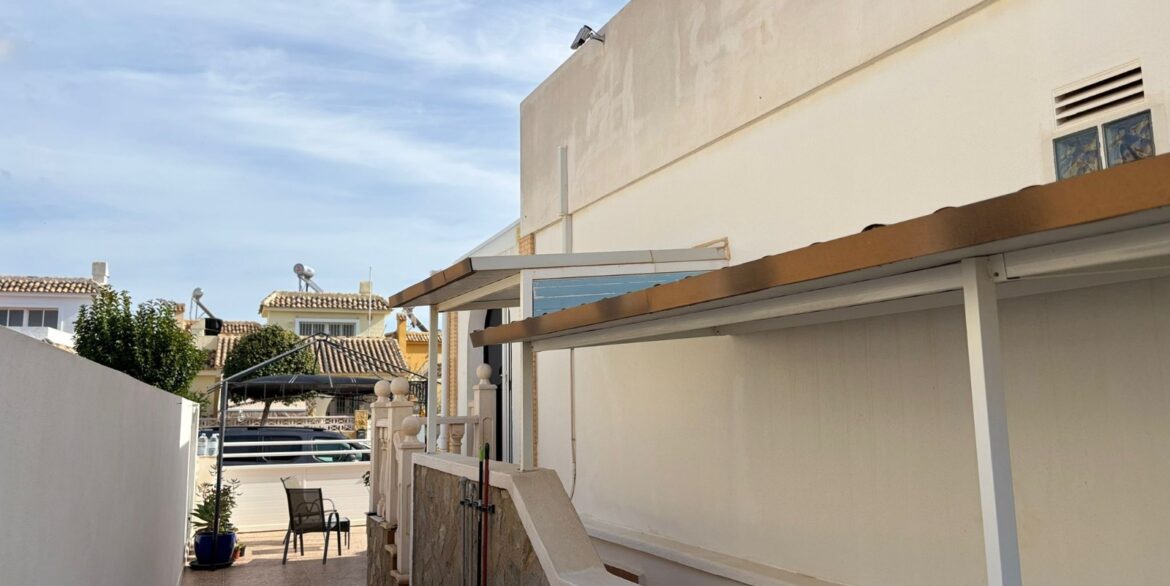 1155580_699d5bfa174d4