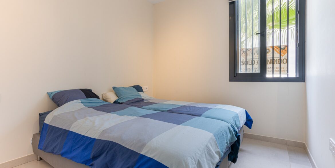 1173270_699d5bd793082