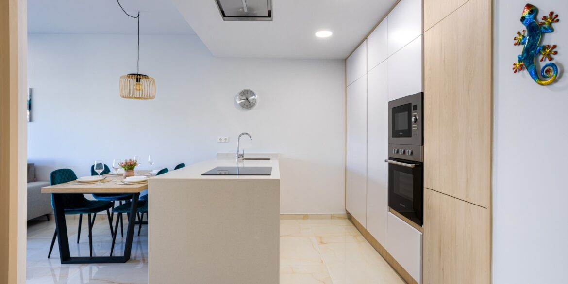 1200258_699d5b54999b9