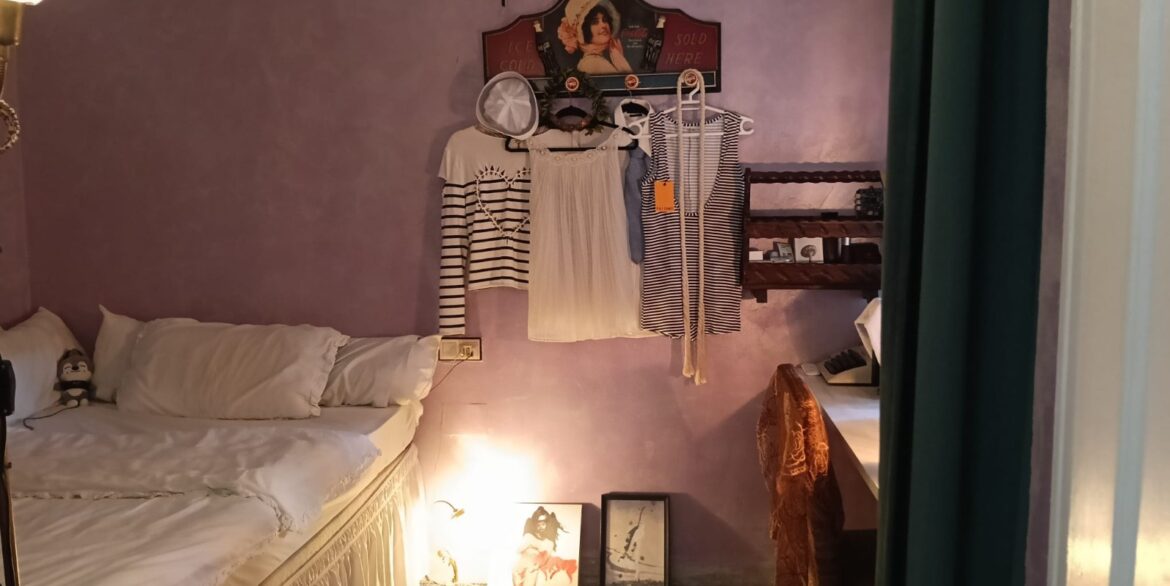 1208021_699d5b3701aa3