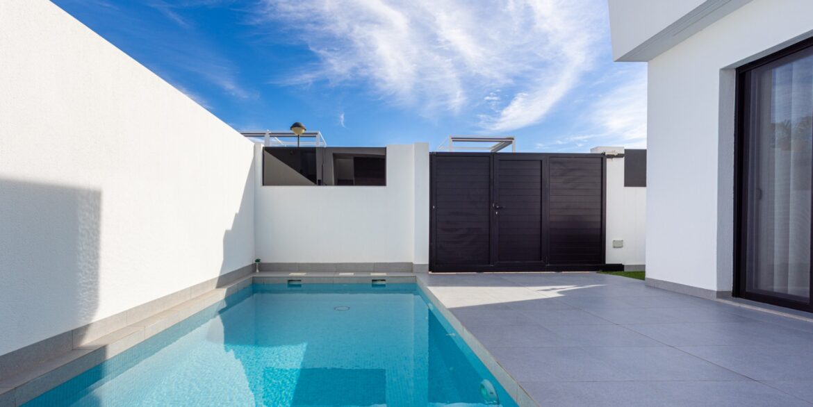 1243690_699d5b41834f1