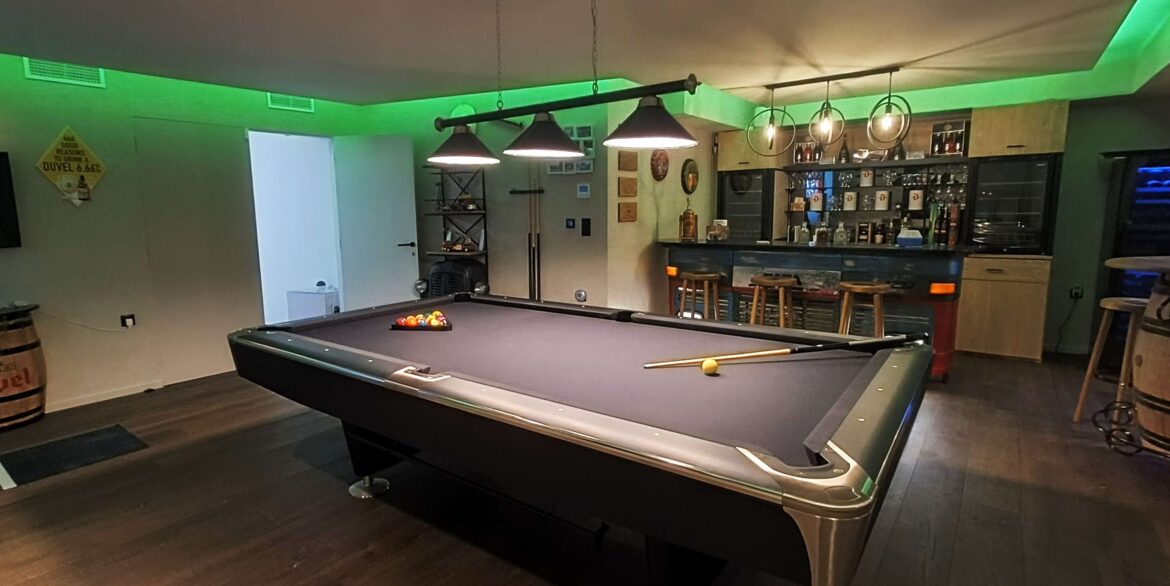 12852_stunning_detached_villa_with_heated_pool_and_large_underbuild_190226155531_41