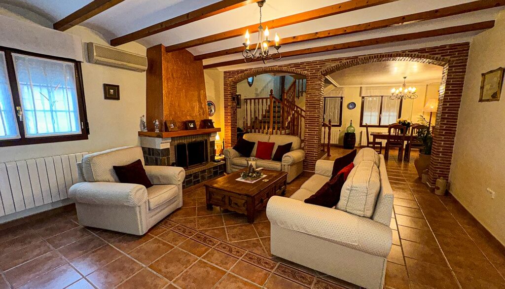 173582112224-23-copiar