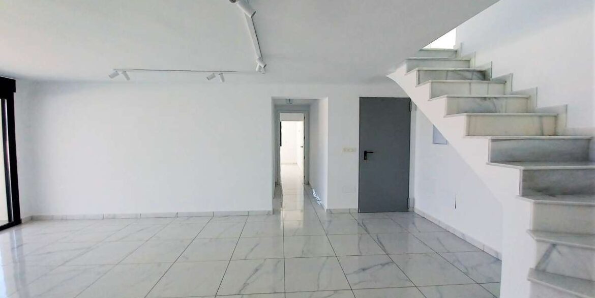 20220830113132000000_2129-Aug-38