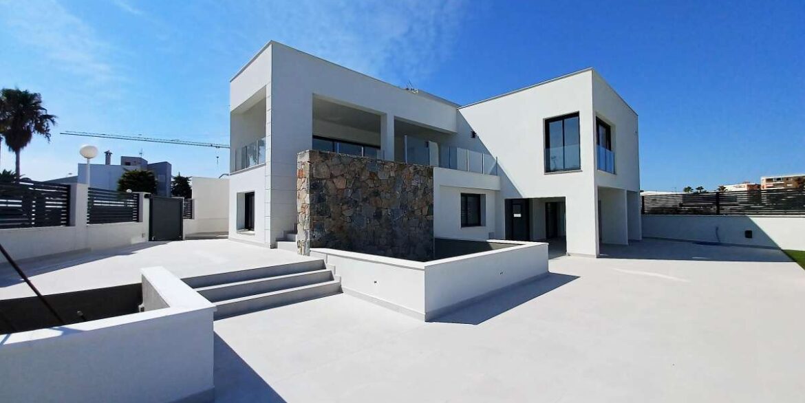 20220830113132000000_2129-Aug-62