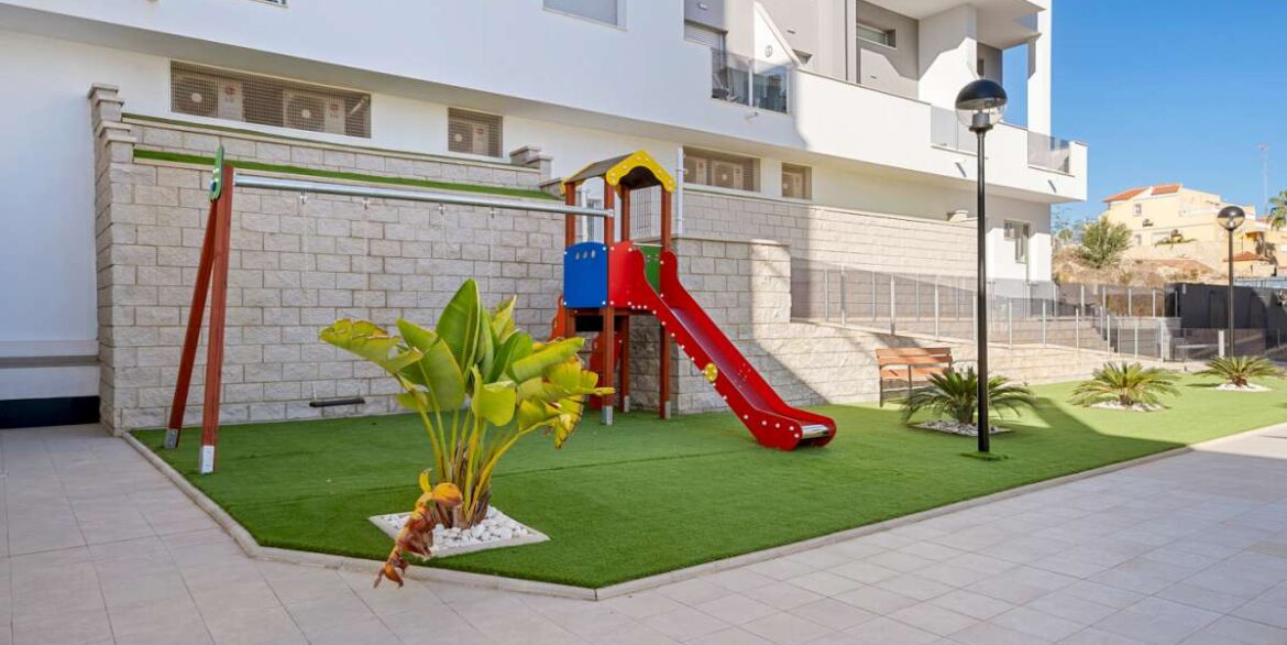 20231124141631000000_WEBSITE-15