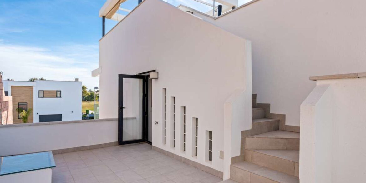 20240105150237000000_WEBSITE-36