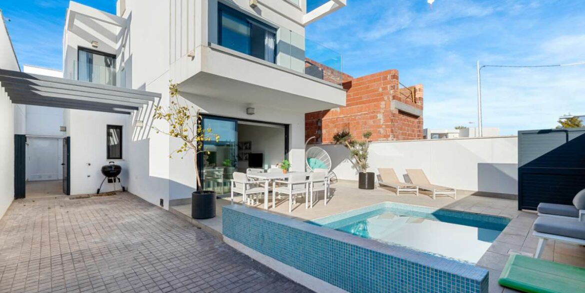 20240105150247000000_WEBSITE-19