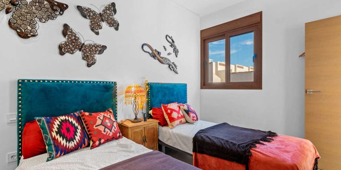 20240123184521000000_WEBSITE-28