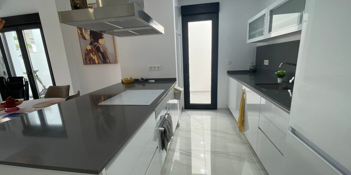 511729_6941282580496