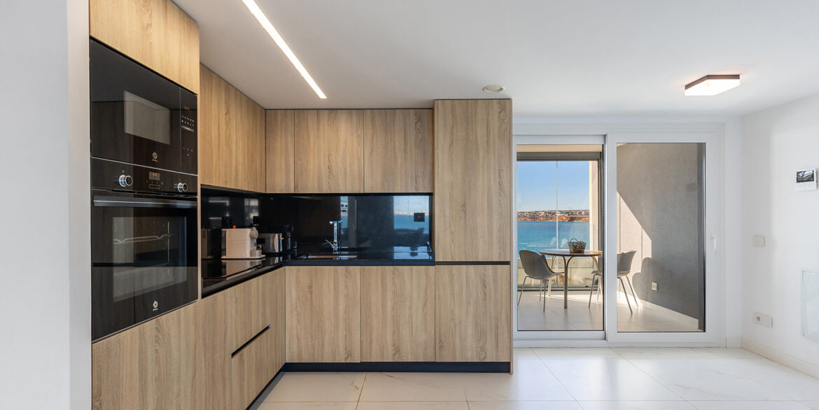 Posidonia y panorama mar