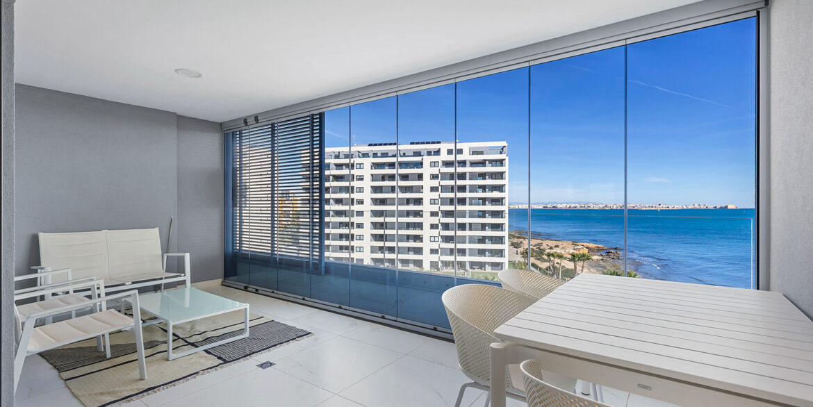 Posidonia y panorama mar